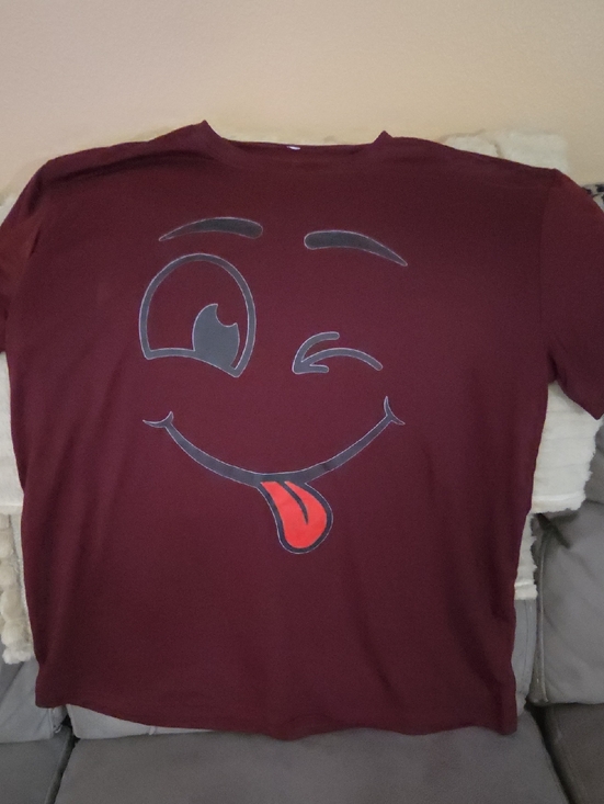 Tops - Womans Maroon Graphic Tee with Playful Wink NWOT